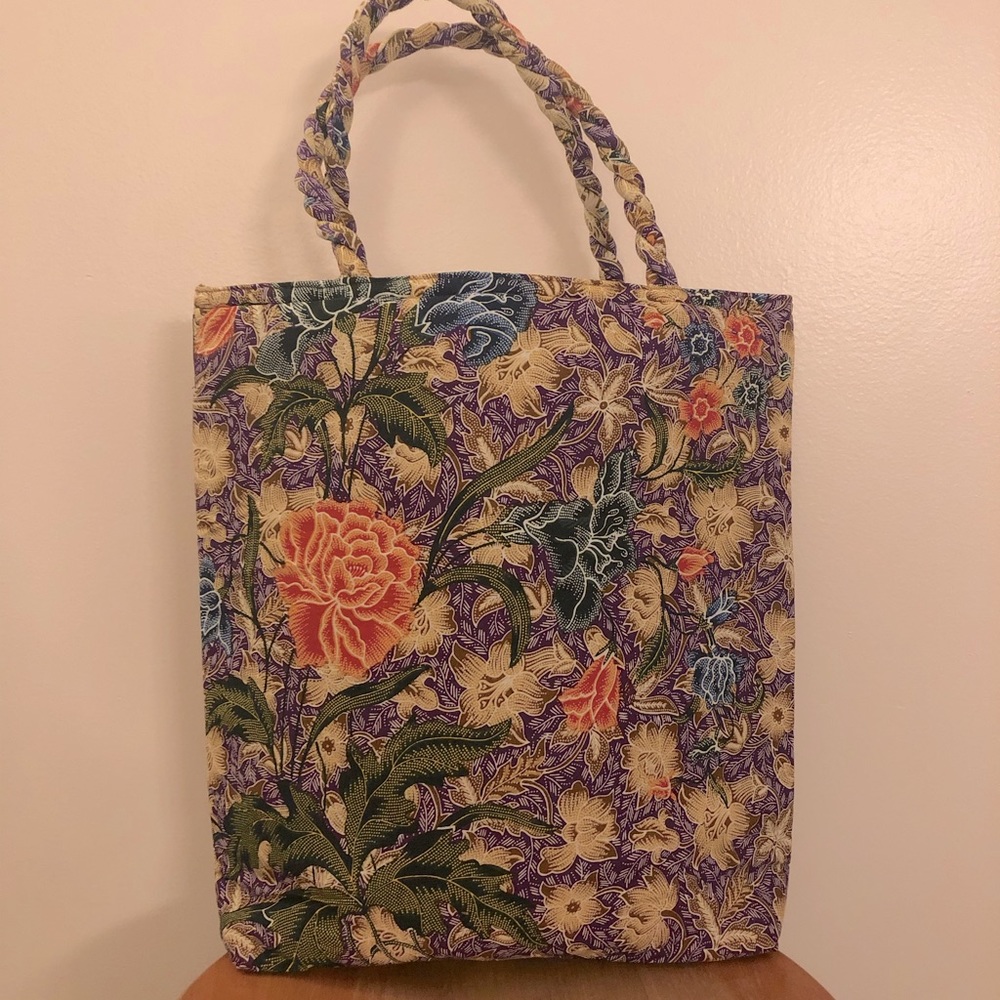 Unique flora shoulder bag